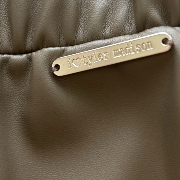 “I love Tyler Madison” brown shorts size medium - Picture 5 of 6